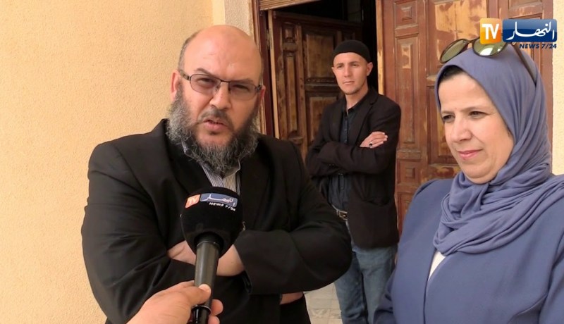 باتنة: توأمة علمية ثقافية بين متوسطتين للتعريف بالموروث وزيادة رصيد التلاميذ