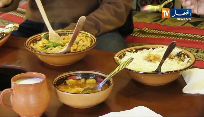 الشخشوخة و الزفيطي.. ينافسان السوندويتش والبيتزا في المطاعم