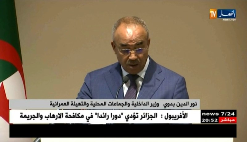 شراكة: الإرهاب والهجرة غير الشرعية.. باريس تغازل الجزائر