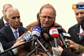 فلاحة: تطوير الصناعات التحويلية لتفادي رمي فائض الإنتاج خاصة بشعبة الحمضيات