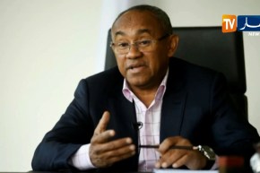 رئيس الكاف يكشف بأن إتهامه بالفساد جاء لرفض بعد الأطراف للعمل الذي يقوم به