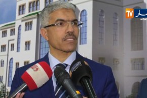 يوسف عزوزة: “موسم حج 2019 سيكون بالتأشيرة الإلكترونية”