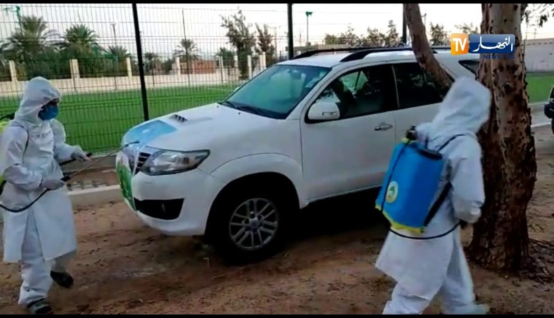 الوادي: تعقيم الصناديق والمركبات وبداية الانتخاب في المكاتب المتنقلة ببن قشة الحدودية