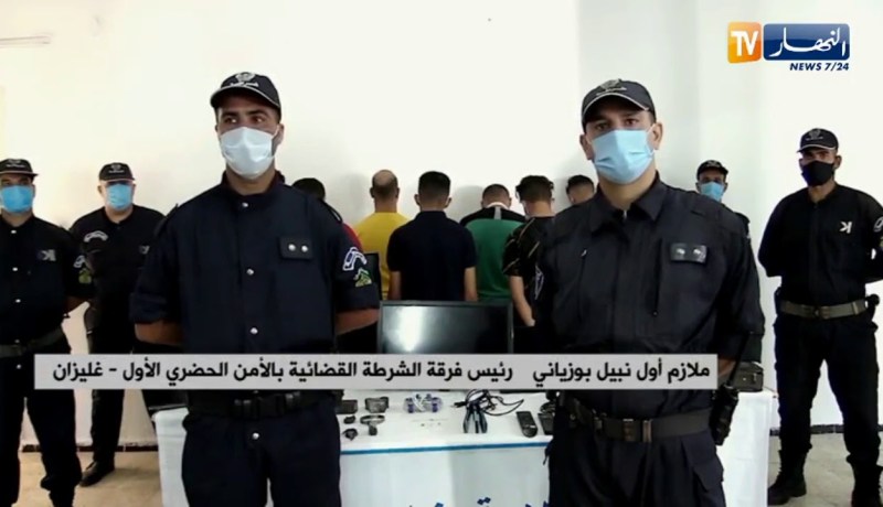 غليزان : الإطاحة بشبكة مختصة في السطو على المنازل وإسترجاع المسروقات