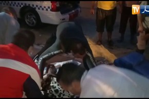 لحظة وصول نبيل علاوة إلى مقر سكناه بحي ديار الجماعة بالعاصمة