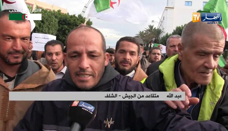 الشلف/ مواطنون يخرجون في مسيرة حاشدة رفضا للتدخل الأجنبي