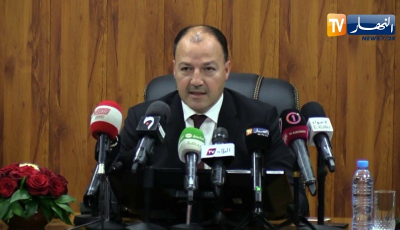 وزارة الشباب والرياضة توقع إتفاقية تعاون مع سبع إتحاديات