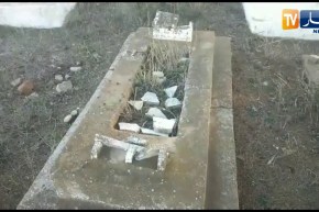 سكيكدة: شاهد ما فعل الأحياء بالأموات بمقبرة قرية منزل الأبطال