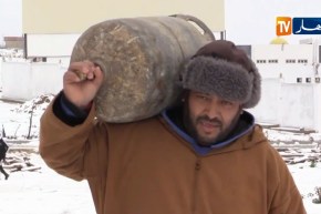 سيدي بلعباس/ 4 درجات تحت الصفر…سكان القيطنة في رحلات بحث عن التدفئة