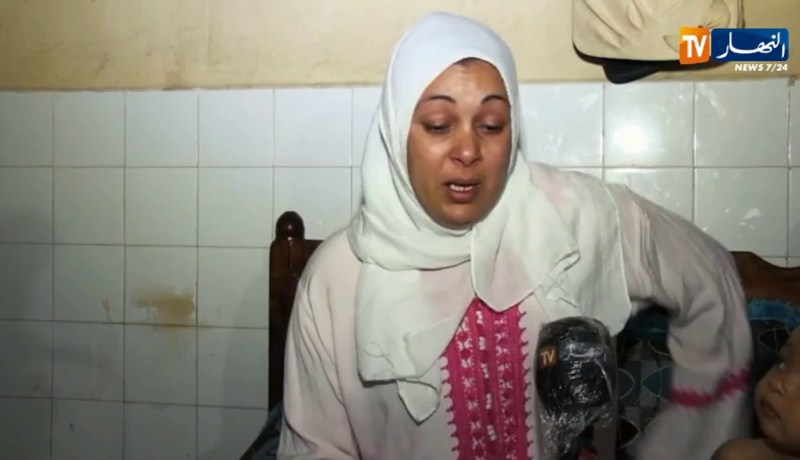 عين تموشنت : عائلة تعيش رفقة الجن بحمام مهجور