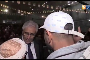 مواطن يشكي لوالي سيدي بلعباس ” خرجت في قائمة سكن و قلعوني..”