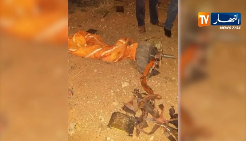 تيارت: وفاة عسكريين في حادث سقوط طائرة مقاتلة من نوع SU24 ببلدية الرشايقة