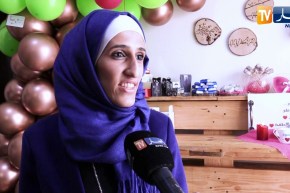 عندما تبرع أنامل سماح.. البالونات.. مصدرا لكسب الرزق.. وفرحة للعرسان والمخطوبين