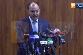 محمد حطاب: خلاص وقت الطبخ والحلاقة في دار الشباب