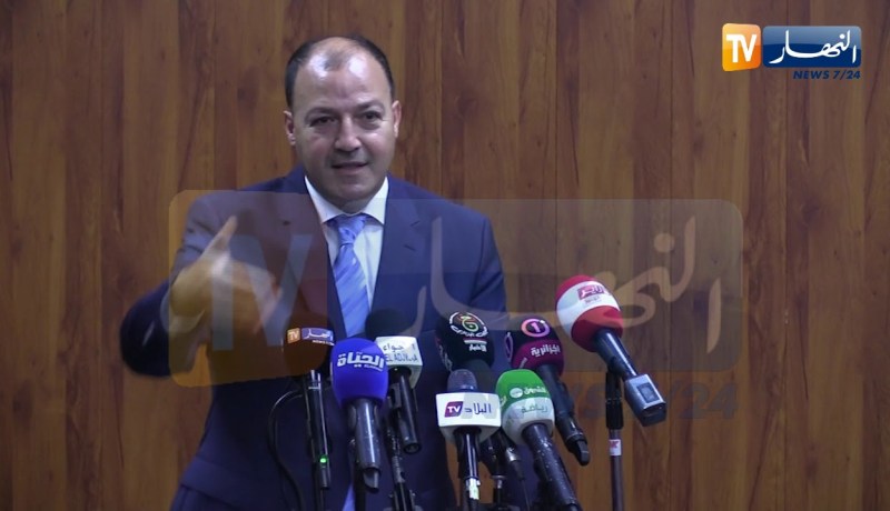 محمد حطاب: نحن وزارة كل الرياضات وكرة القدم ظاهرة إجتماعية عالمية