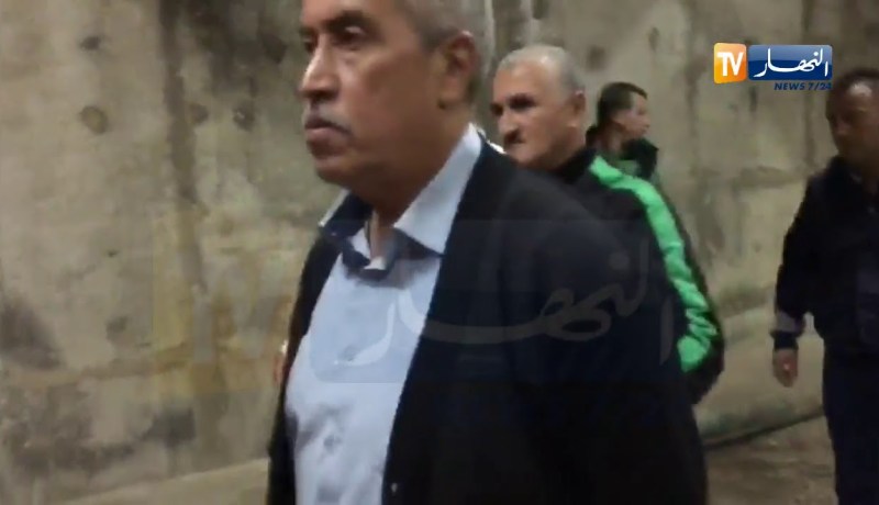 عرامة يصاب بوعكة صحية مما ادى الى تدخل الحماية المدنية