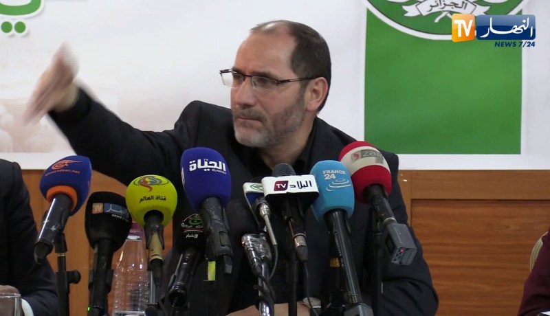 مقري.. هل أبو جرة سلطاني ضرب لانه مساند لبوتفليقة ؟؟ هذا غير صحيح .. ولكنه  ضُرب لما يمثله شخصيا