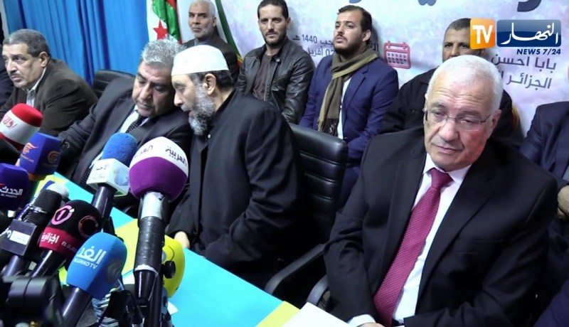 سياسة: الفراغ الدستوري يحيط بالأزمة.. المآلات والسيناريوهات !