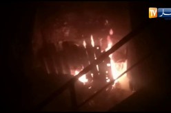 حريق داخل ورشة كوسيدار بالقرب من محطة بنزين بخروبة بسبب أشغال الحفر