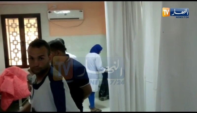 بسكرة: مشاهد لجرحى إنحراف الحافلة من مستشفى الولاية
