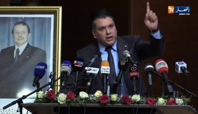 بوشارب: “أولاد الأفلان يموتو بالشر على جال بلادهم..ما يتشراوش بالكاشير”