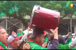 العاصمة/ شباب المسيرة تحت شعار “قولنا ترحلو يعني ترحلو..اووه اووه”