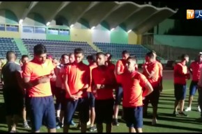 هكذا إستقبل الجمهور الرياضي بتيزي وزو اللاعبي الجدد لفريق شبيبة القبائل