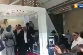 مستوطنون يدنسون الحرم الإبراهيمى