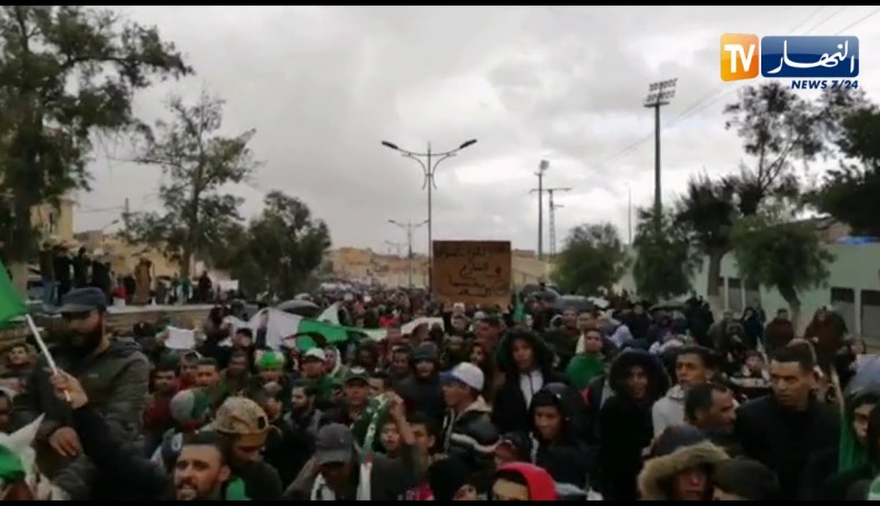 بوسعادة: خروج عدد كبير من المواطنين اليوم وسط الأمطار مسيرة شعبية