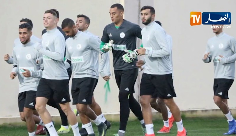 نادي الهلال السعودي ينافس نادي بلغاري على التعاقد مع مصطفى زغبة