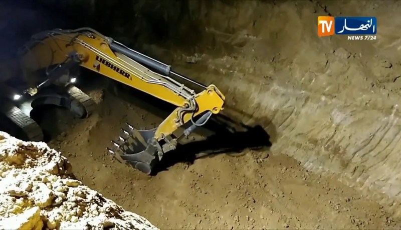 المسيلة: تواصل عملية الحفر لإستخراج جثة عياش لليوم الثامن على التوالي