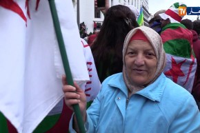 المتظاهرون بصوت واحد.. تصب الشتا.. يصب الحجر معاك يا بلادي للأخير