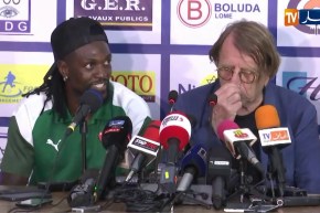 أديبايور: محرز لاعب كبير ويستطيع فعل الكثير