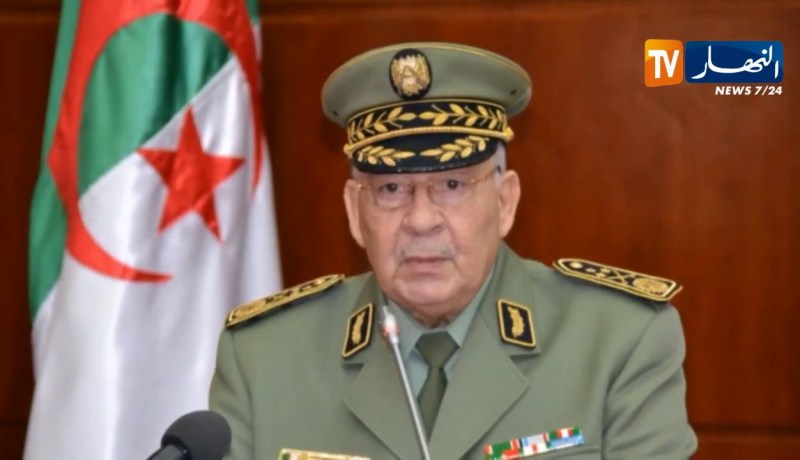 دفاع: الفريق  أحمد قايد صالح في زيارة عمل وتفتيش إلى ن.ع.1 بالبليدة