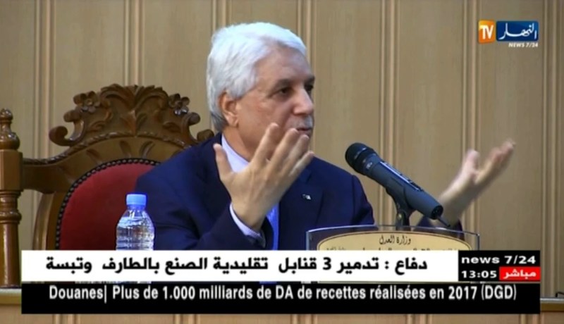 وزير العدل “الطيب لوح” يعلن عن فتح مسابقة إعتماد للمحضرين القضائيين في الأيام القادمة