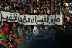 الشناوة يهاجمون إدارة العميد على طريقتهم