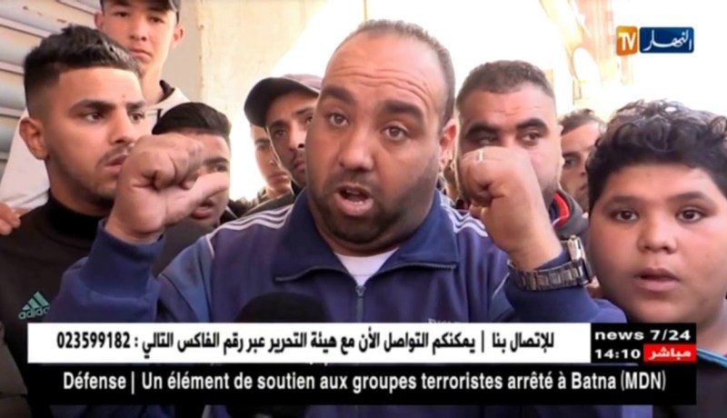 غليزان/ تجار حي فرطاسة يطالبون بتراخيص إستغلال واجهات محلاتهم