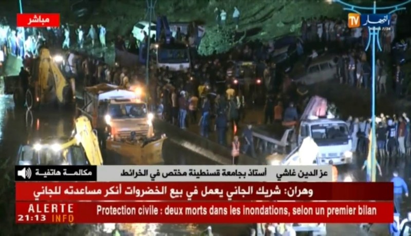 مختص في الخرائط: يجب فتح مجرى الوادي وترك المياه تمر حتى لا تشكل خطرا على مستعملي الطريق