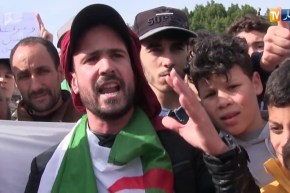 سكيكدة: المصورون الفتوغرافيون يشاركون على طريقتهم في الحراك