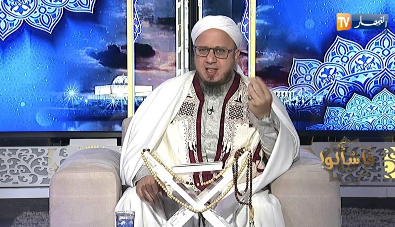 ؟فاسألوا : هل يجوز ذبح كبش واحد عقيقة للابن