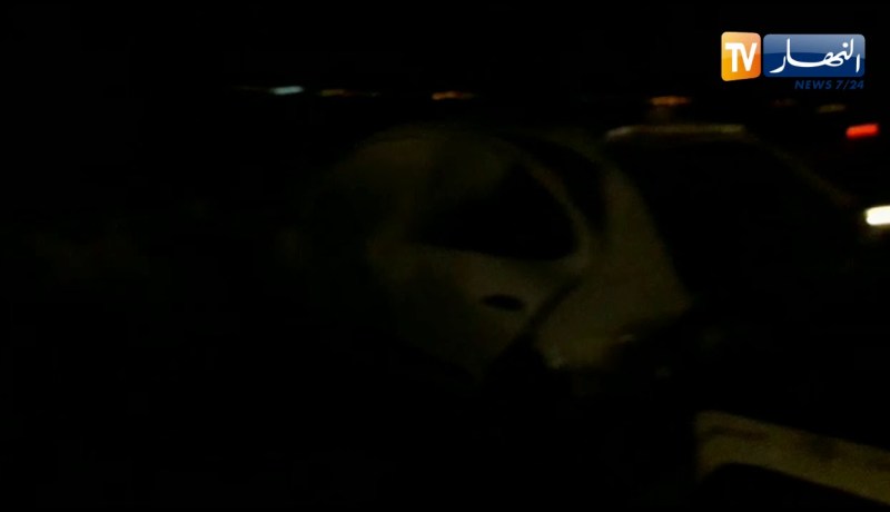 شاهد عملية فتح الطريق السيار بعد حادث المرور في سطيف