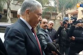 بن فليس: “النصر قريب.. والحكام السياسيين يرونه بعيد”