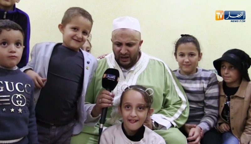 معسكر/ الإحتفال بالمولد النبوي الشريف..عادة حميدة تحييها عائلة مصدق كل سنة