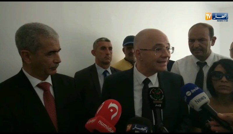 وزير العمل: “محلات الدولة ستمنح للشباب المستفيد من آليات التشغيل كإعانة”