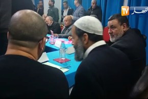 إجتماع أحزاب المعارضة بمقر “عبد الله جاب الله”