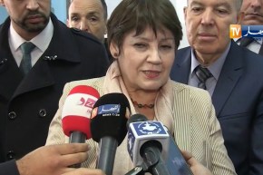 بن غبريت تؤكد على ضرورة العمل على تحسين تدريس الرياضيات بالمدارس