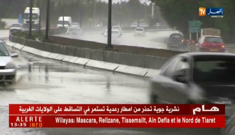 نشرية جوية تحذر من أمطار رعدية تستمر في التساقط على الولايات الغربية