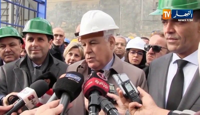 وهران: وزير الطاقة يدشن محطة الطاقة المتواجدة ببلدية سيدي الشحمي