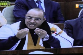 برلماني: “حنا في تندوف خصتنا الخدمة..ونحمو أولادنا من المخدرات لي راهي تجيهم باطل من جيرانا”