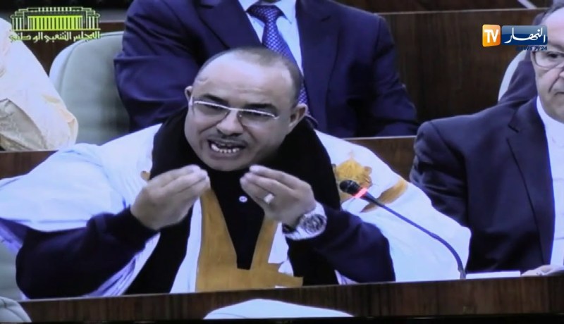 برلماني: “حنا في تندوف خصتنا الخدمة..ونحمو أولادنا من المخدرات لي راهي تجيهم باطل من جيرانا”